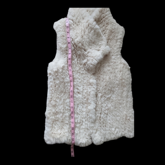 Love token faux fur vest size M - Picture 3 of 7